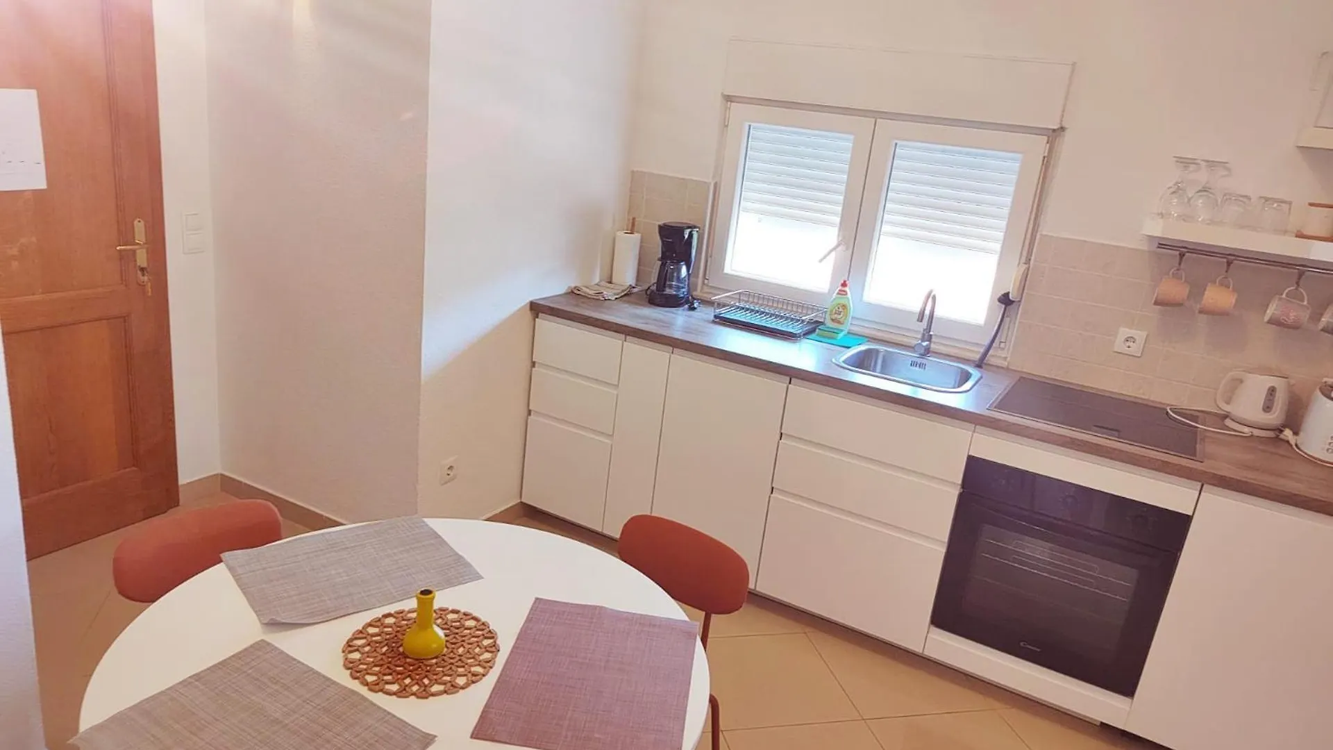 T&T Sea View Apartments Trogir