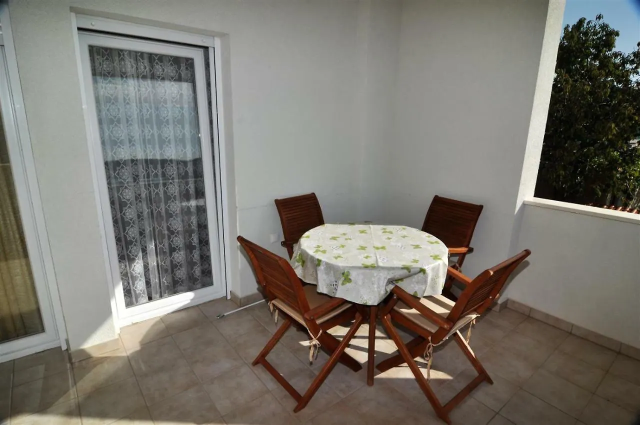 T&T Sea View Apartments Trogir 0*,  Chorwacja